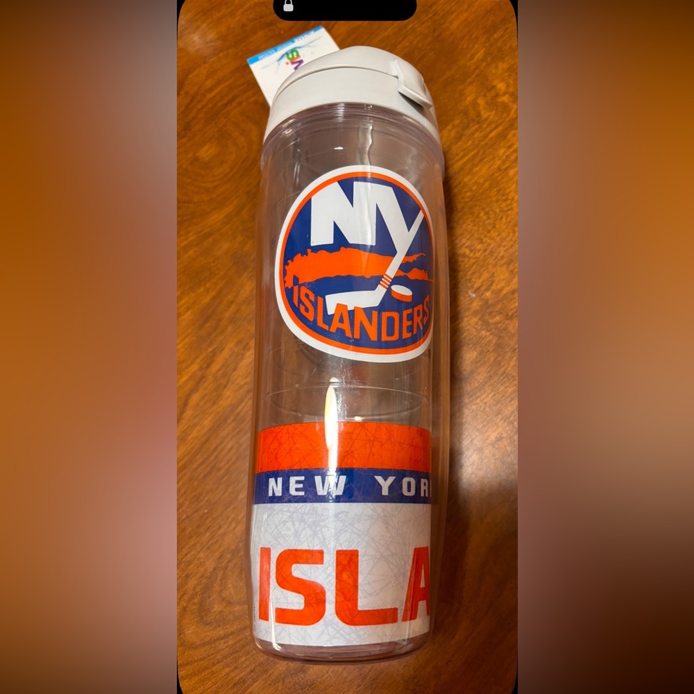 NY Islanders Tervis 24oz. Water Bottle NHL
